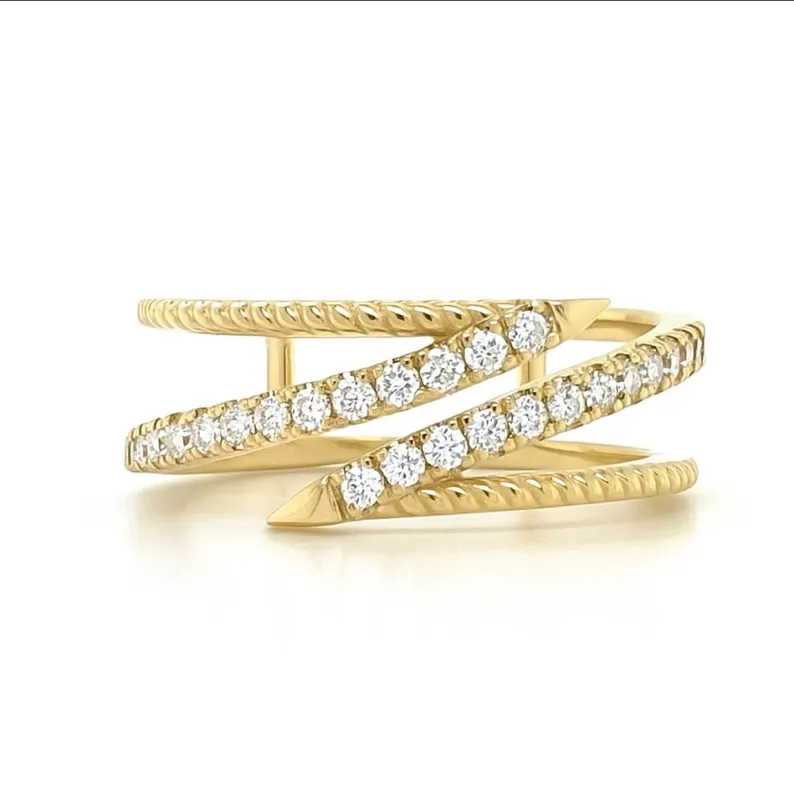 Twist of Brilliance yellow gold diamond ring